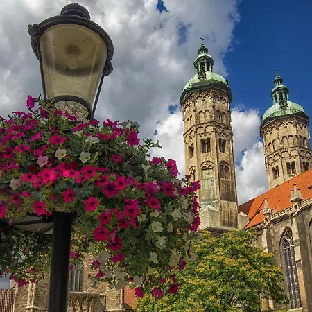 Am Stadtpark * Naumburg (Saale)